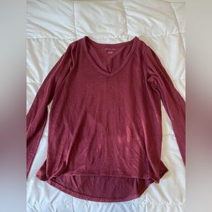 American eagle long sleeve v neck